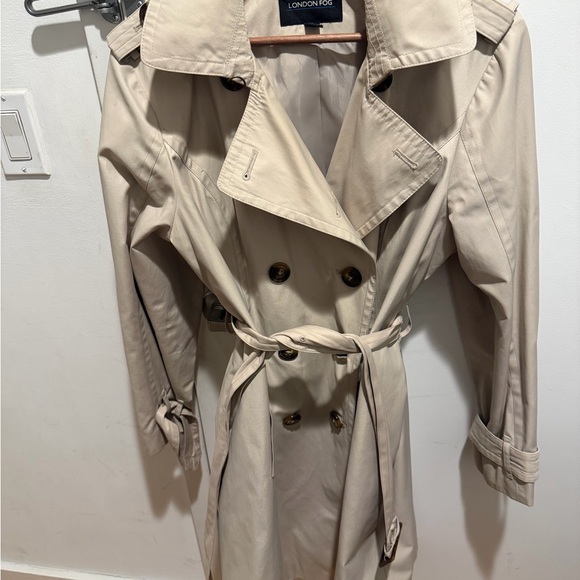 London Fog Jackets & Blazers - London Fog Classic Beige Trench Coat